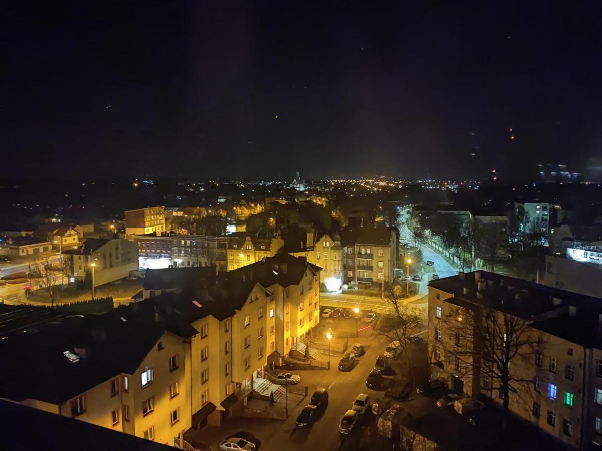 Apartament Z Widokiem Na Miasto Gliwice Bagian luar foto