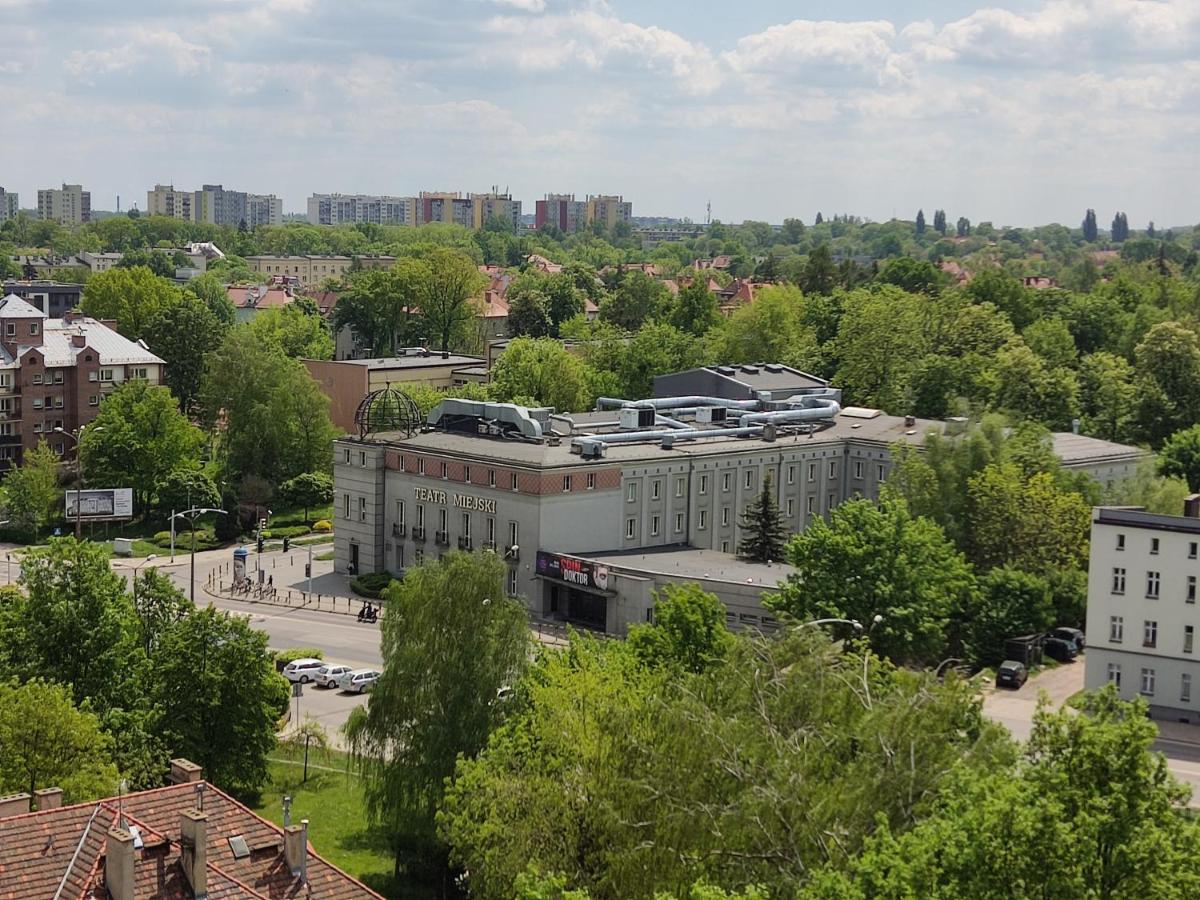 Apartament Z Widokiem Na Miasto Gliwice Bagian luar foto